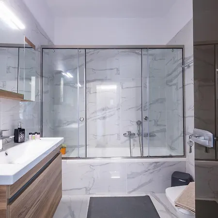 Iosifina, 80 Metres From Episkopi Beach!