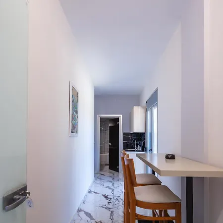 Iosifina, 80 Metres From Episkopi Beach! Dhramia