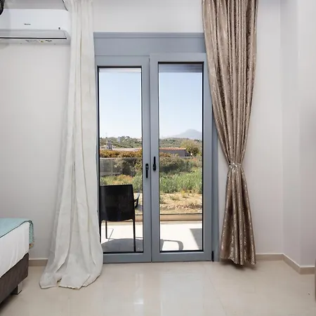 Apartment Iosifina, 80 Metres From Episkopi Beach! *