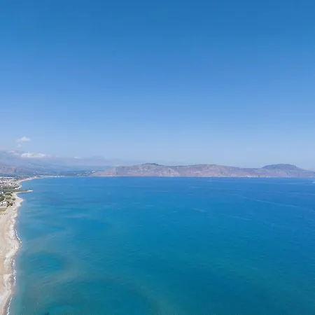 Iosifina, 80 Metres From Episkopi Beach! Apartment *
