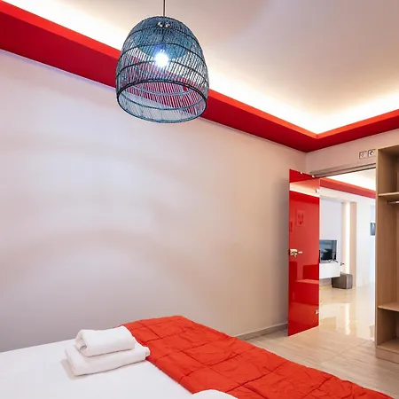 Iosifina, 80 Metres From Episkopi Beach! Dhramia